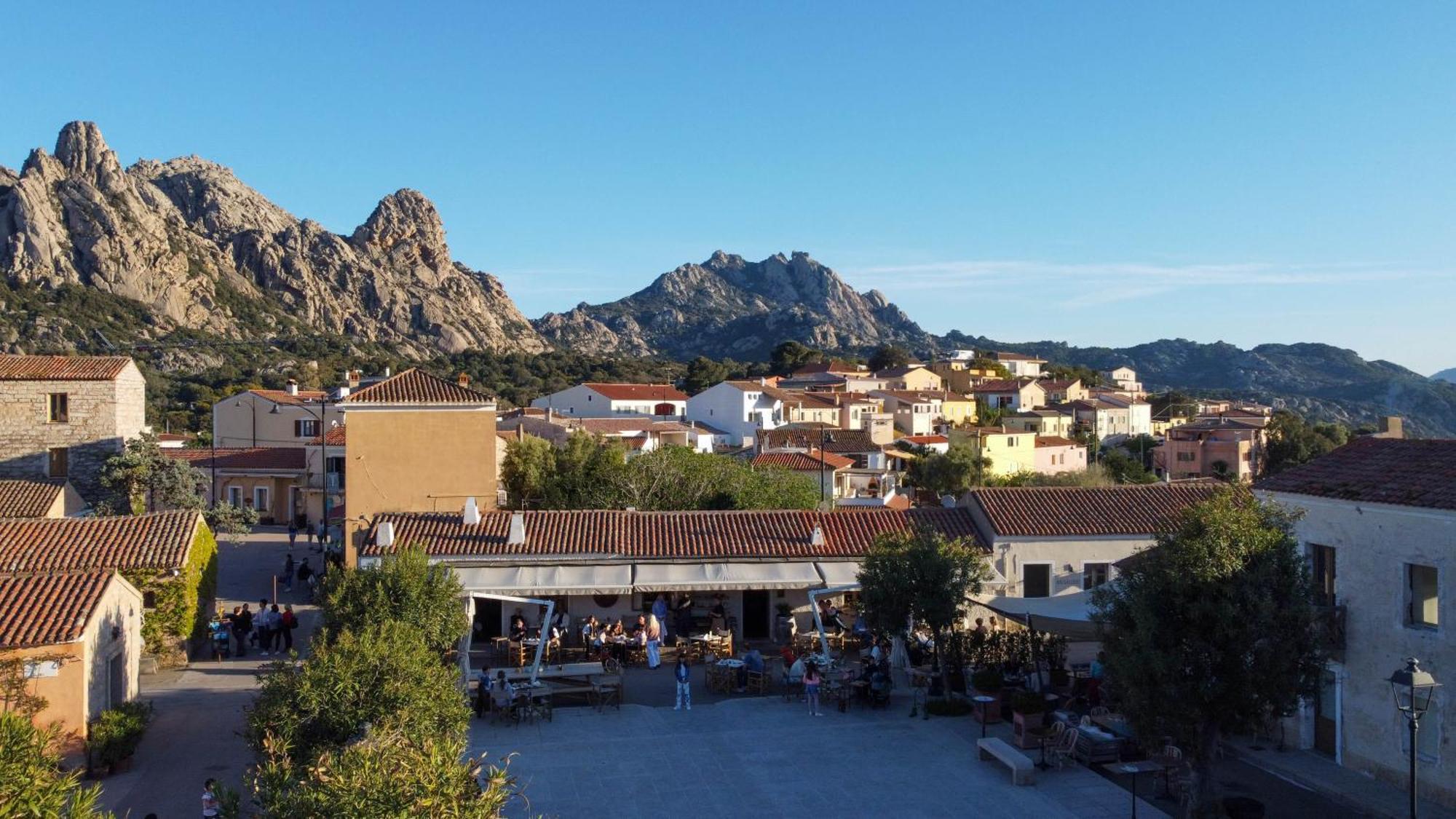 Boutique Hotel Sant'Andrea & Relais サン・パンタレオ エクステリア 写真